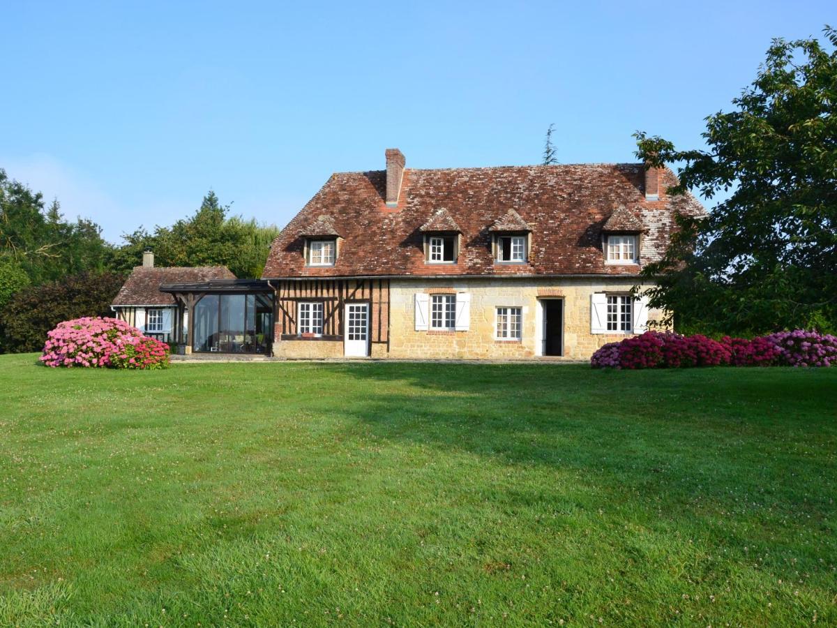 Maison D'Hotes La Bihoree Saint-Germain-de-Livet Bagian luar foto